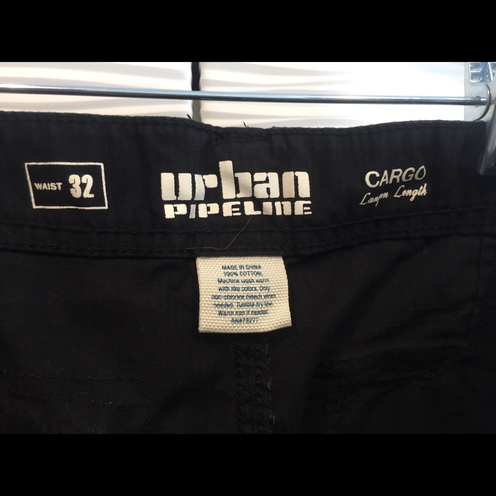 Men’s cargo shorts